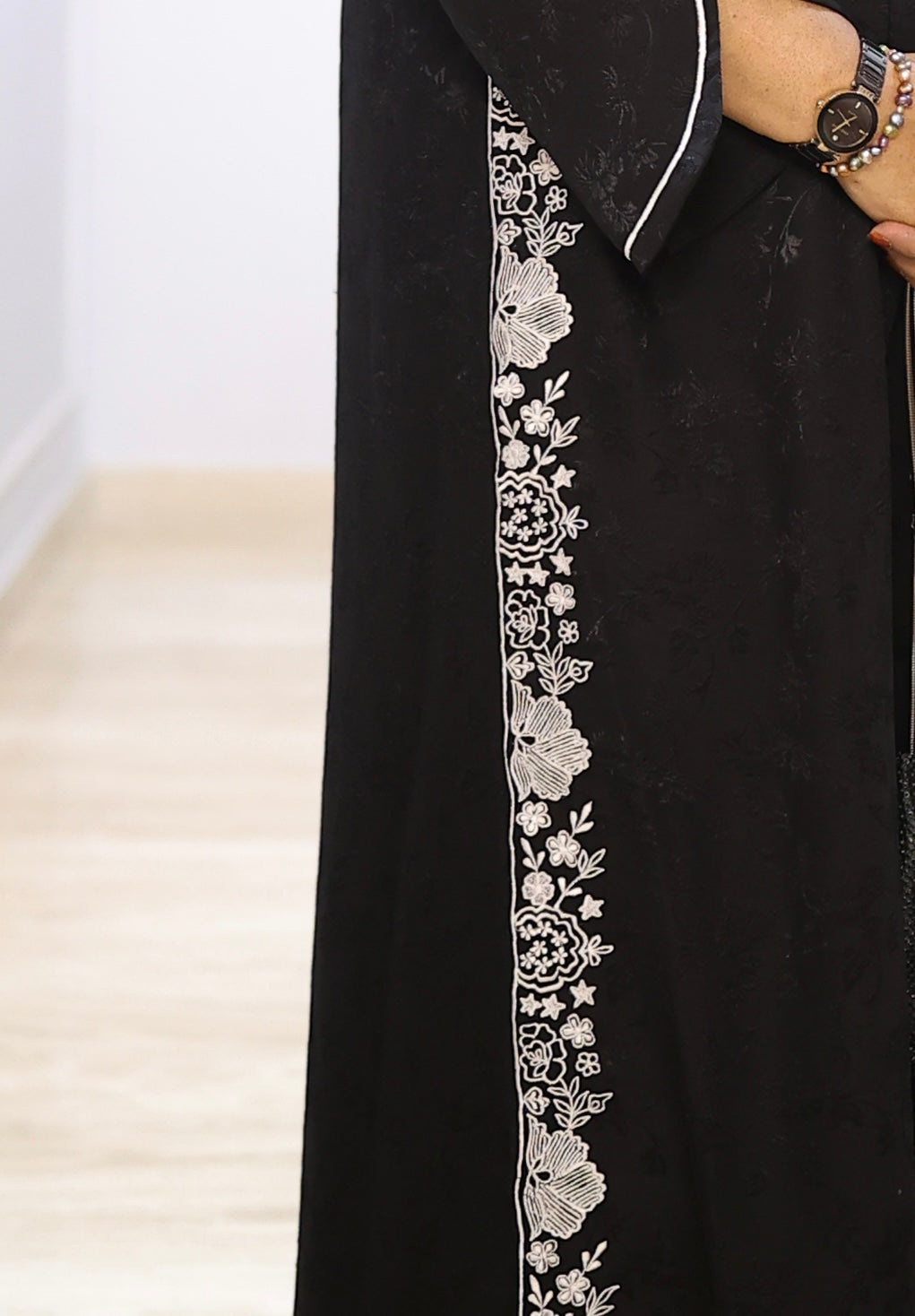 Embroidered Black Abaya
