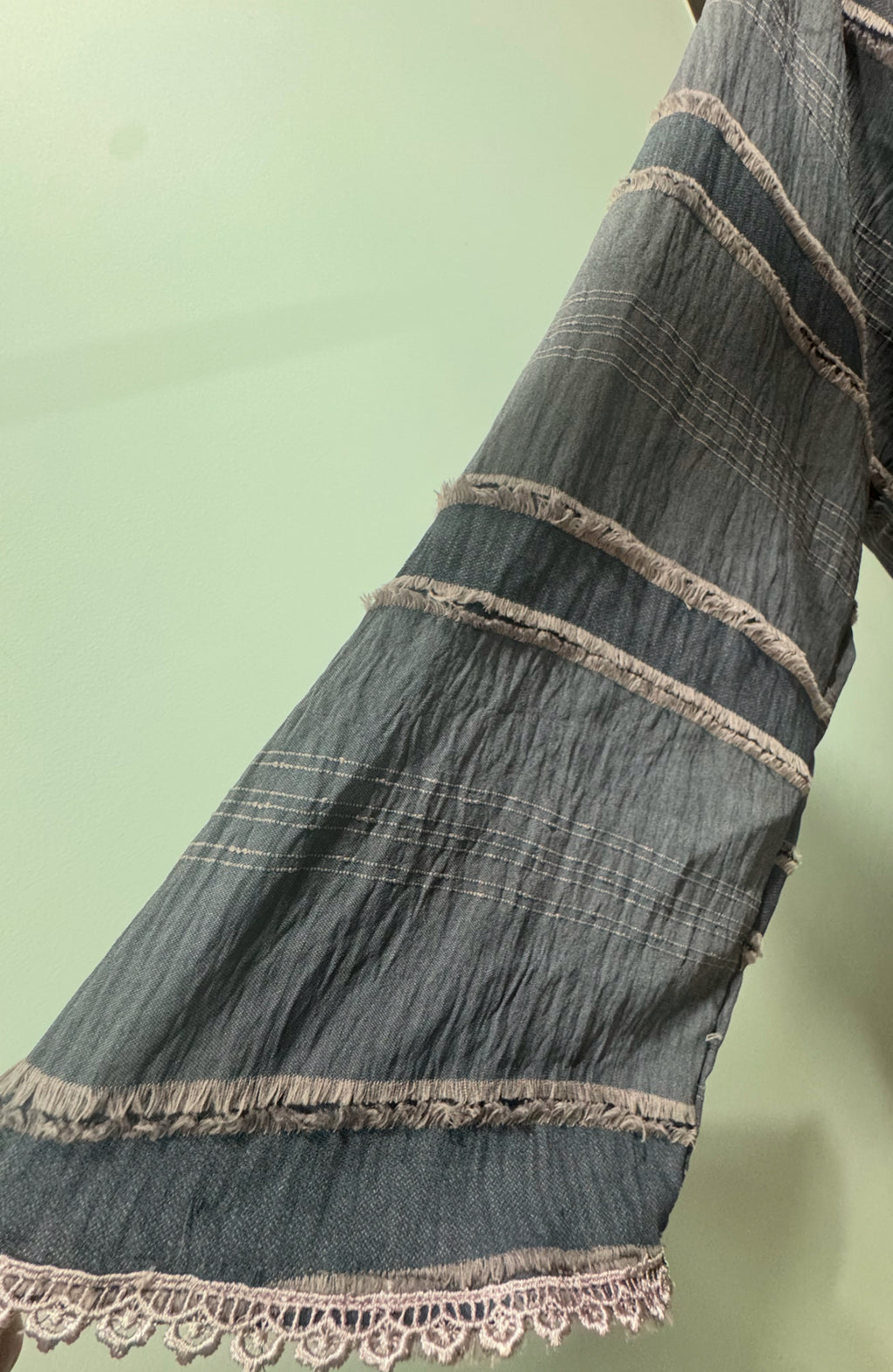 Grey Textured Open Abaya