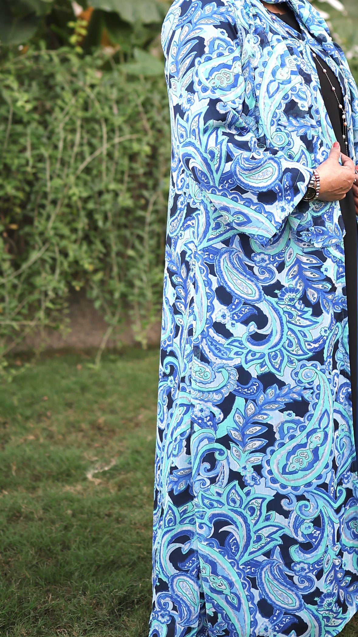 Midnight Blue Printed Shrug Abaya
