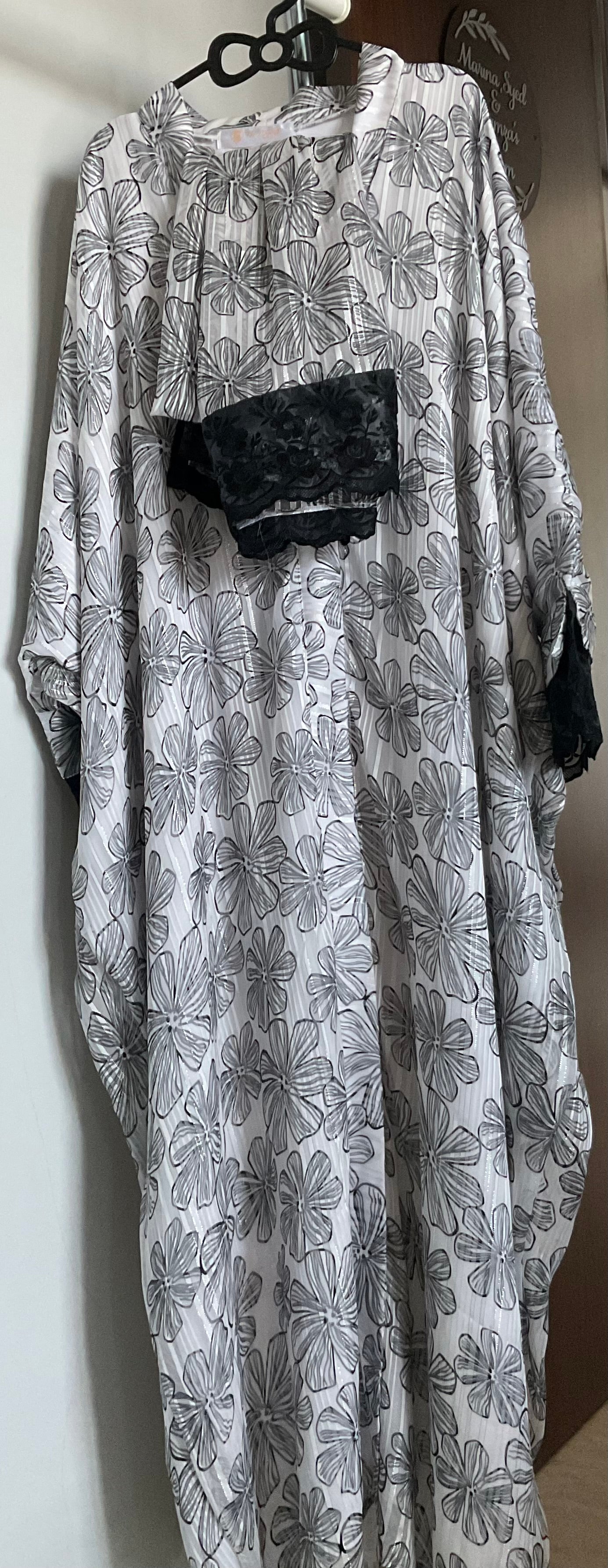 White Bloom Lace Abaya