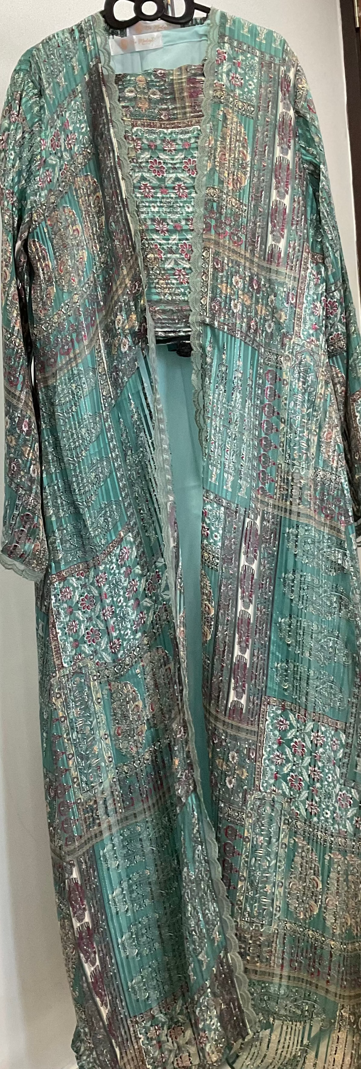 Soft Shimmer Sage Muse