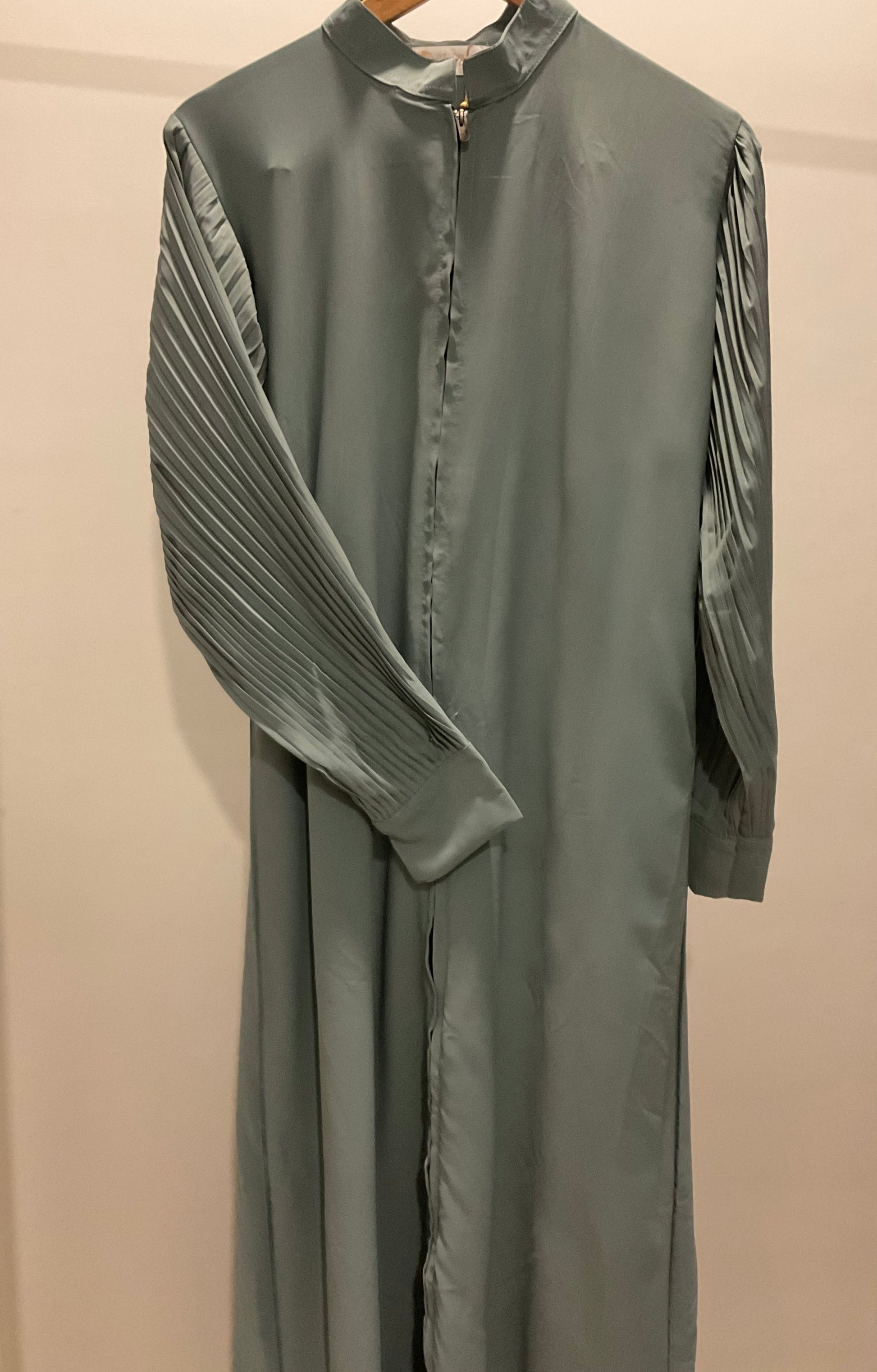 Sage Pleated Elegance Abaya