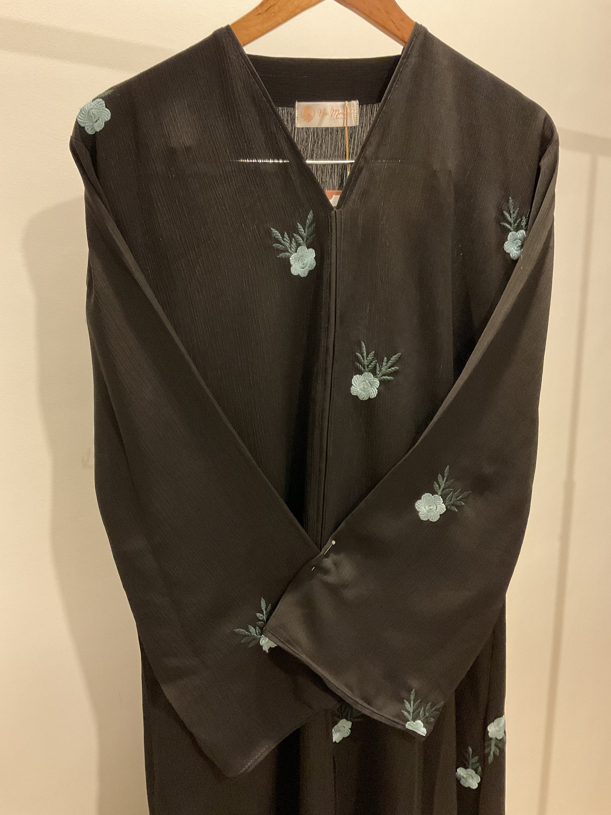 Noir Bloom Abaya