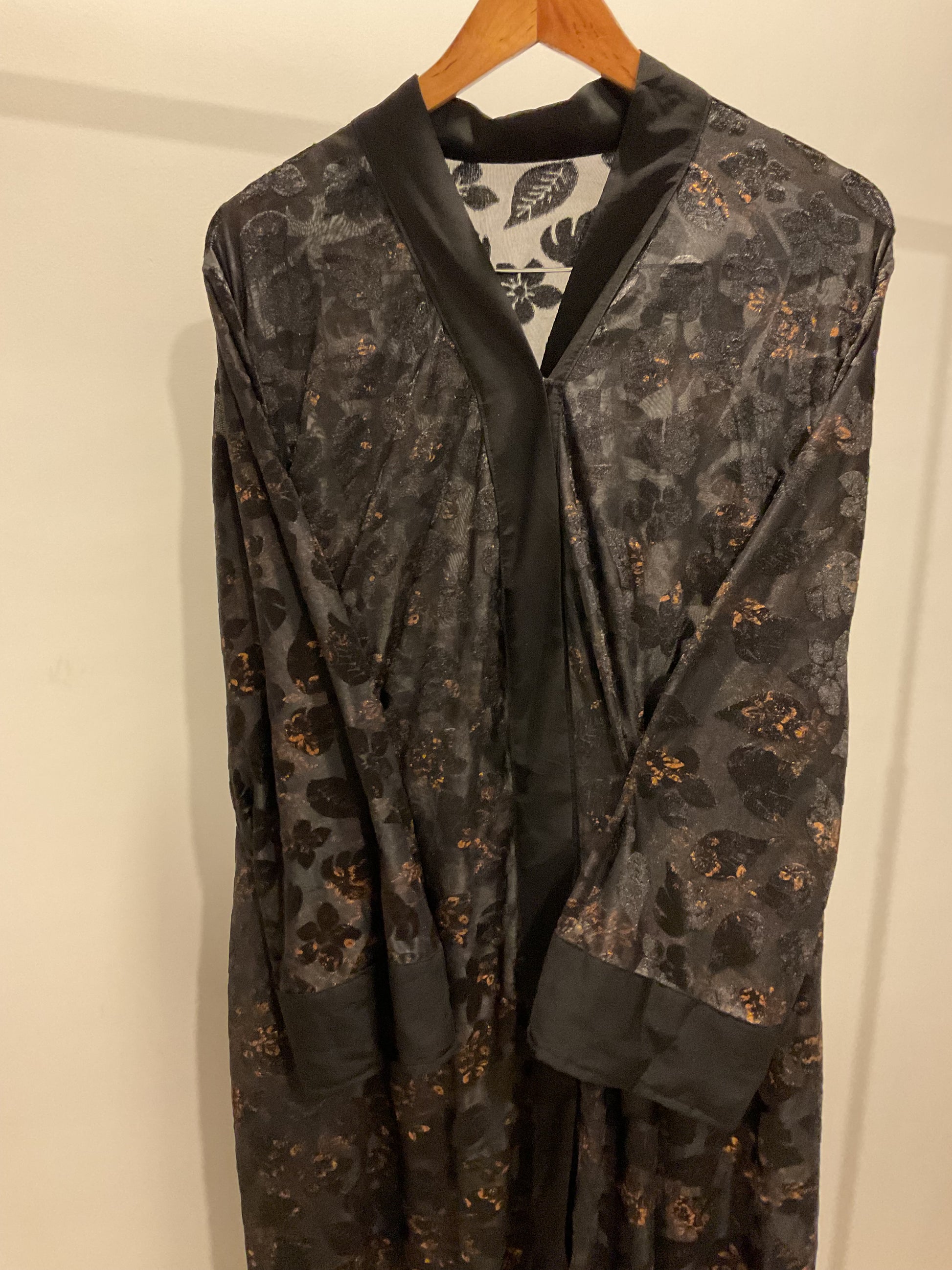Twilight Bloom Open Abaya