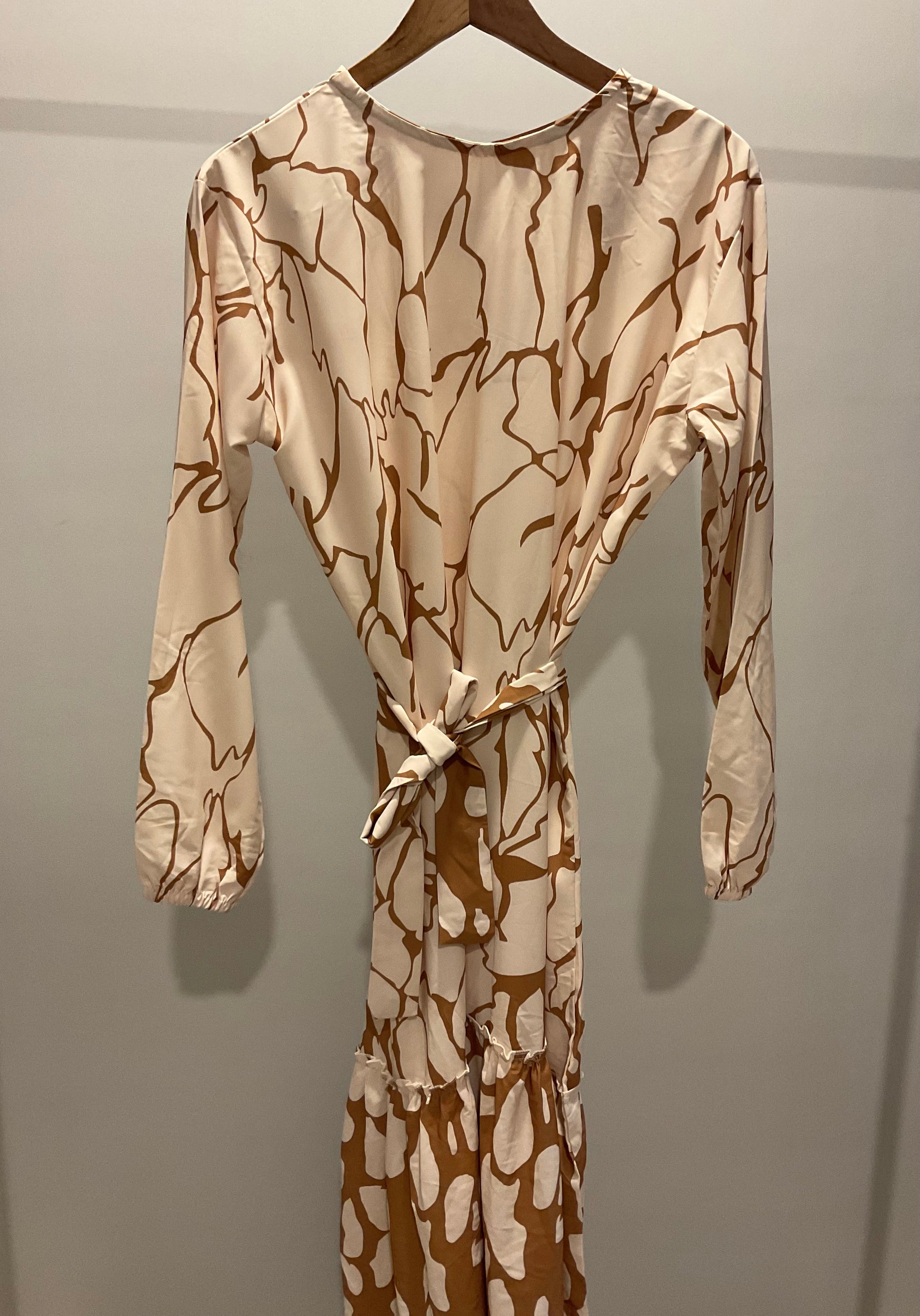 Monochrome Print Maxi Set